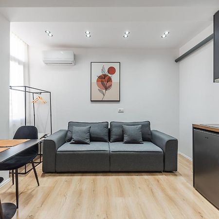 Atelier Apartments By Kondo Stays Tirana Bagian luar foto