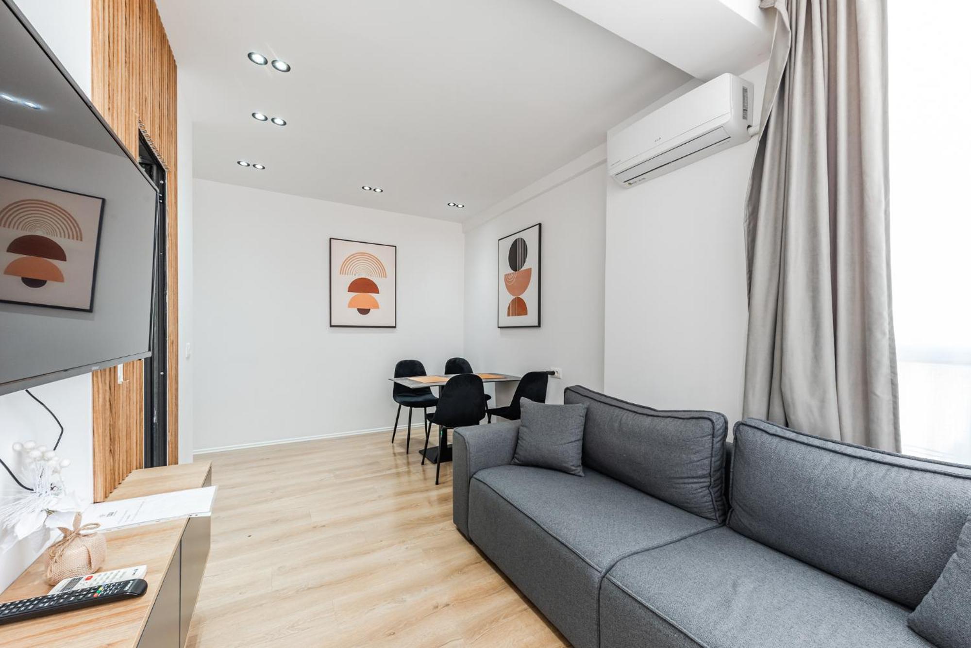 Atelier Apartments By Kondo Stays Tirana Bagian luar foto
