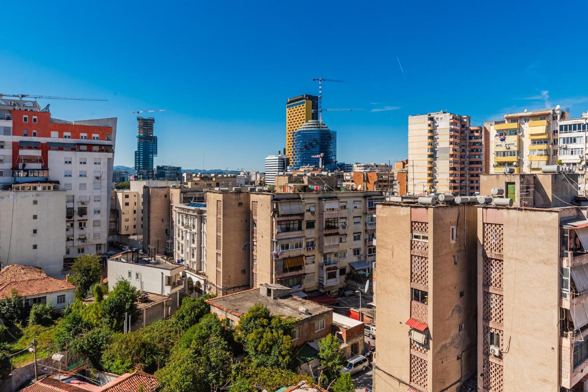 Atelier Apartments By Kondo Stays Tirana Bagian luar foto