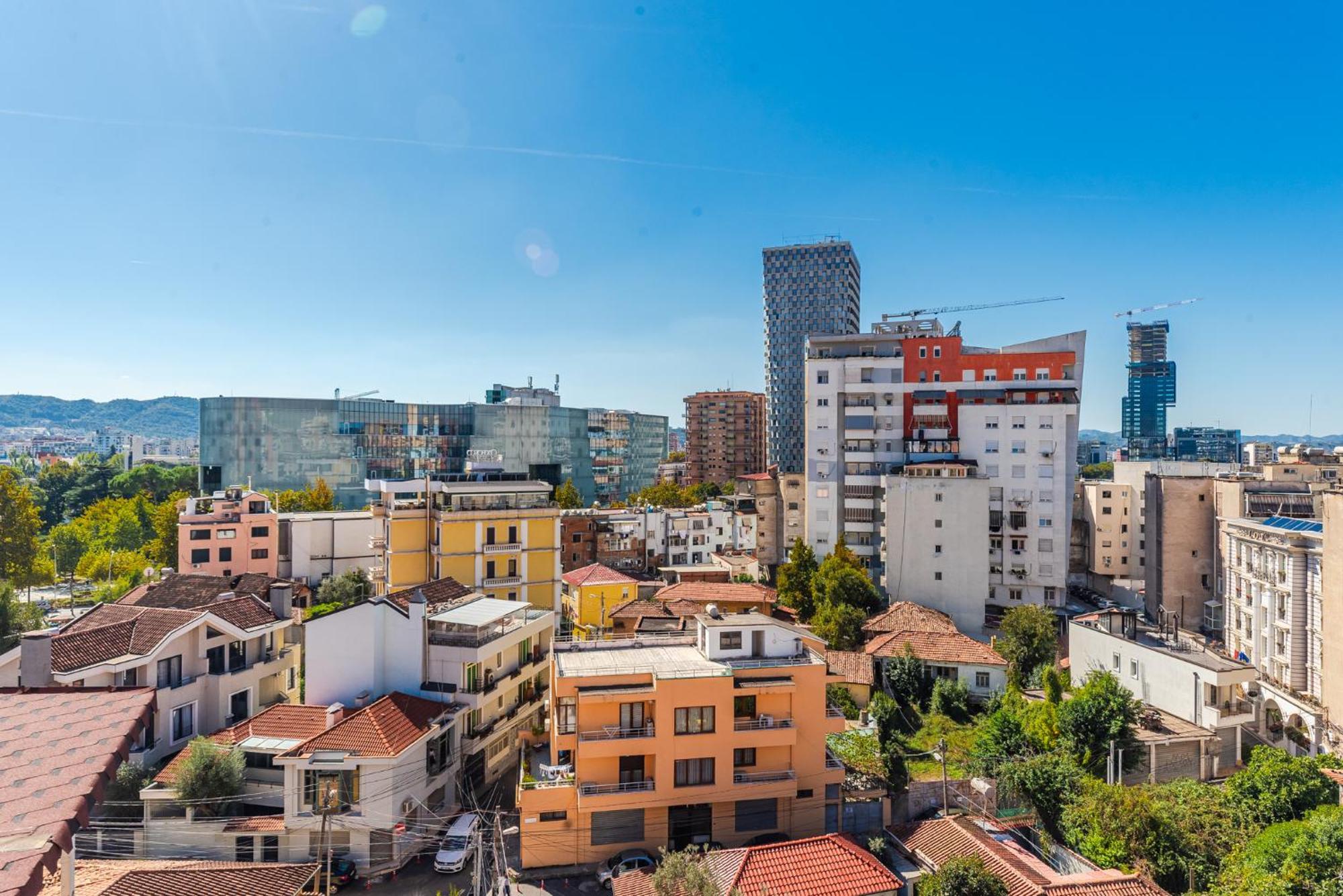 Atelier Apartments By Kondo Stays Tirana Bagian luar foto