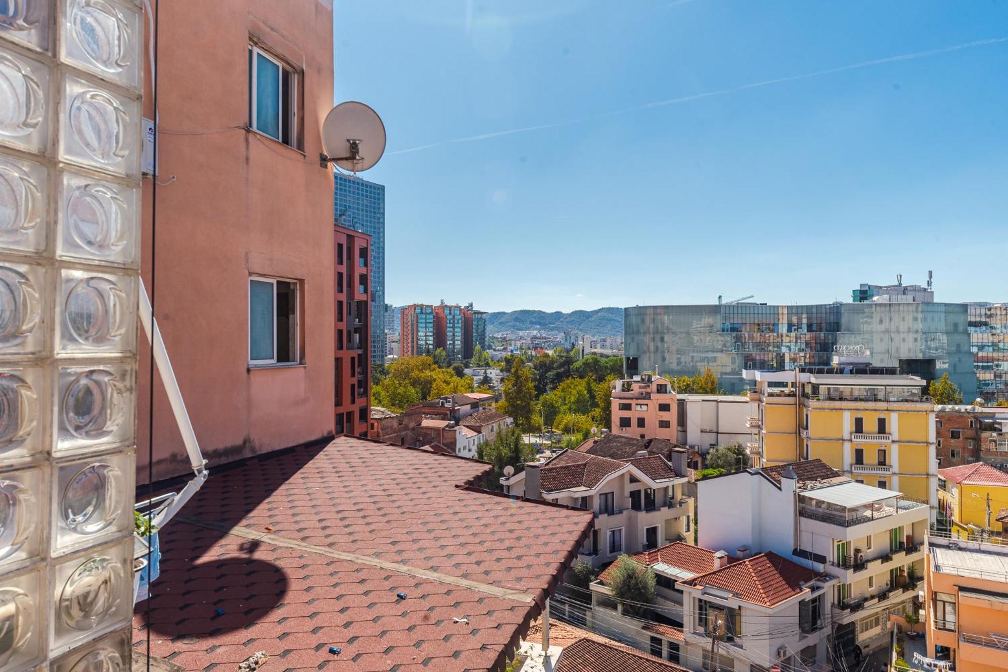 Atelier Apartments By Kondo Stays Tirana Bagian luar foto