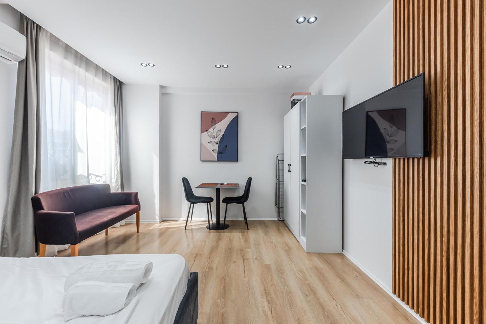 Atelier Apartments By Kondo Stays Tirana Bagian luar foto