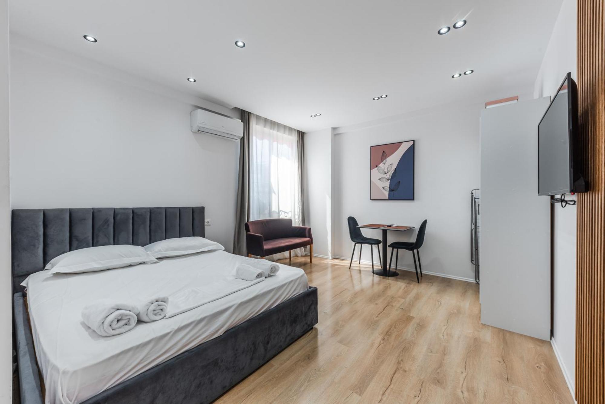 Atelier Apartments By Kondo Stays Tirana Bagian luar foto