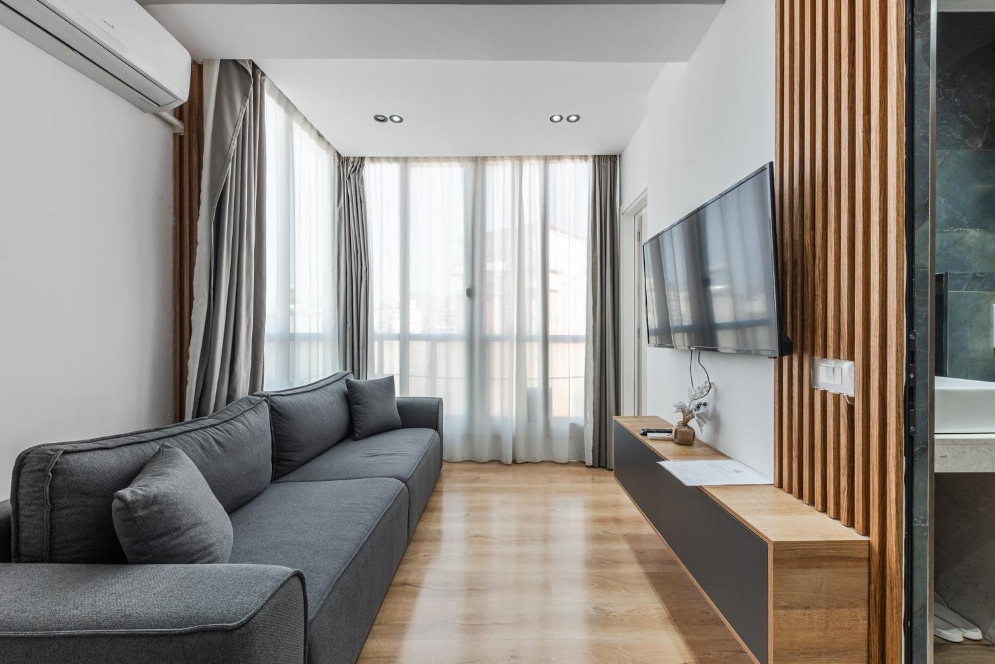 Atelier Apartments By Kondo Stays Tirana Bagian luar foto