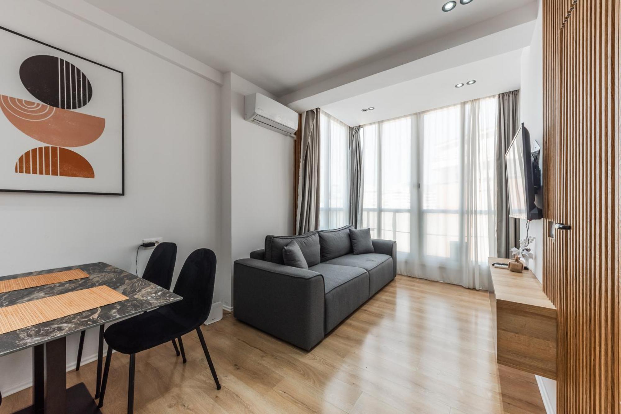 Atelier Apartments By Kondo Stays Tirana Bagian luar foto