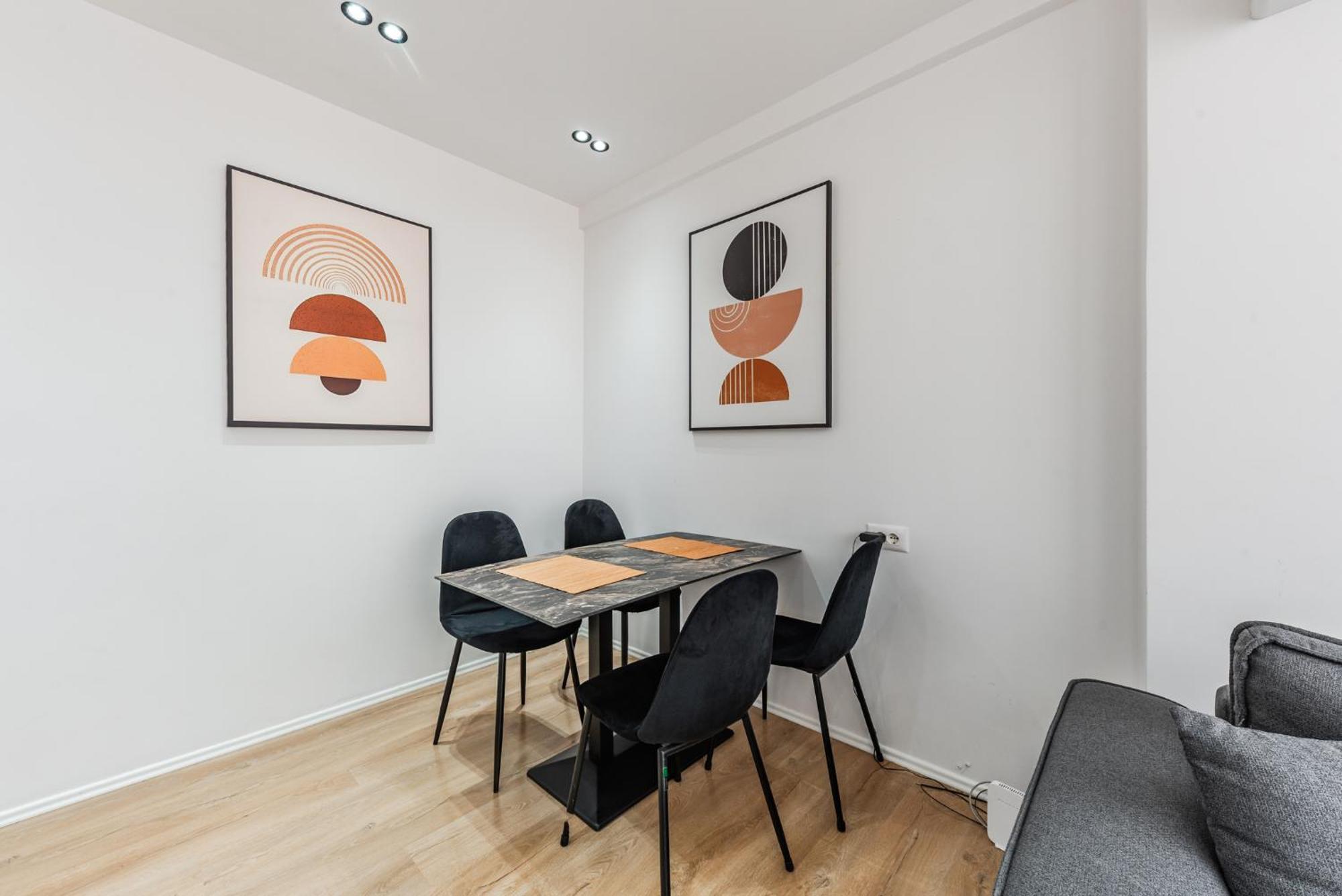 Atelier Apartments By Kondo Stays Tirana Bagian luar foto