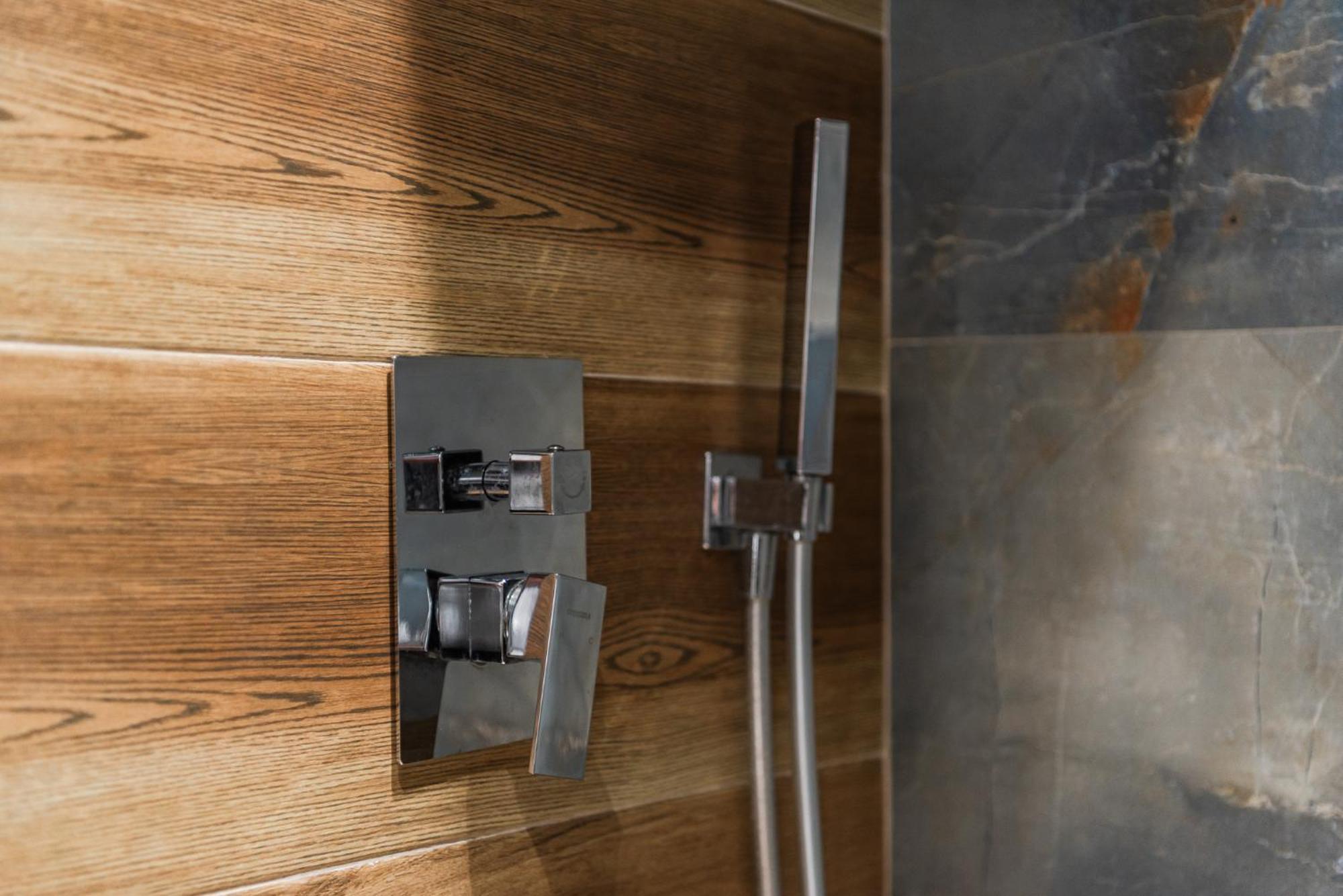 Atelier Apartments By Kondo Stays Tirana Bagian luar foto