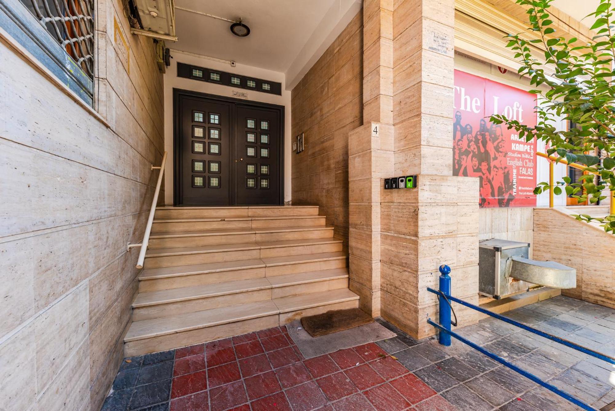 Atelier Apartments By Kondo Stays Tirana Bagian luar foto