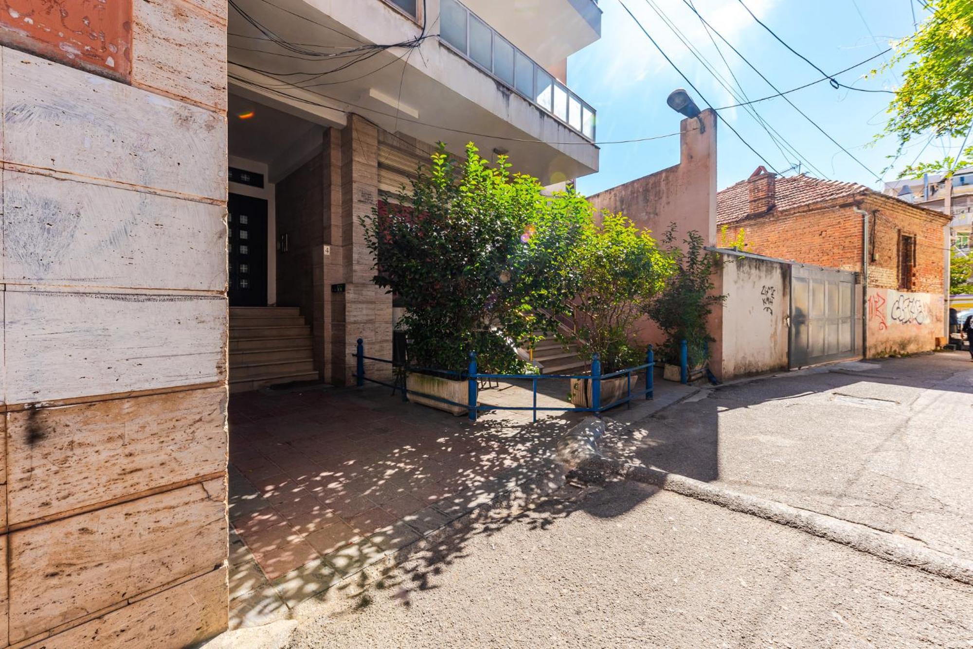 Atelier Apartments By Kondo Stays Tirana Bagian luar foto