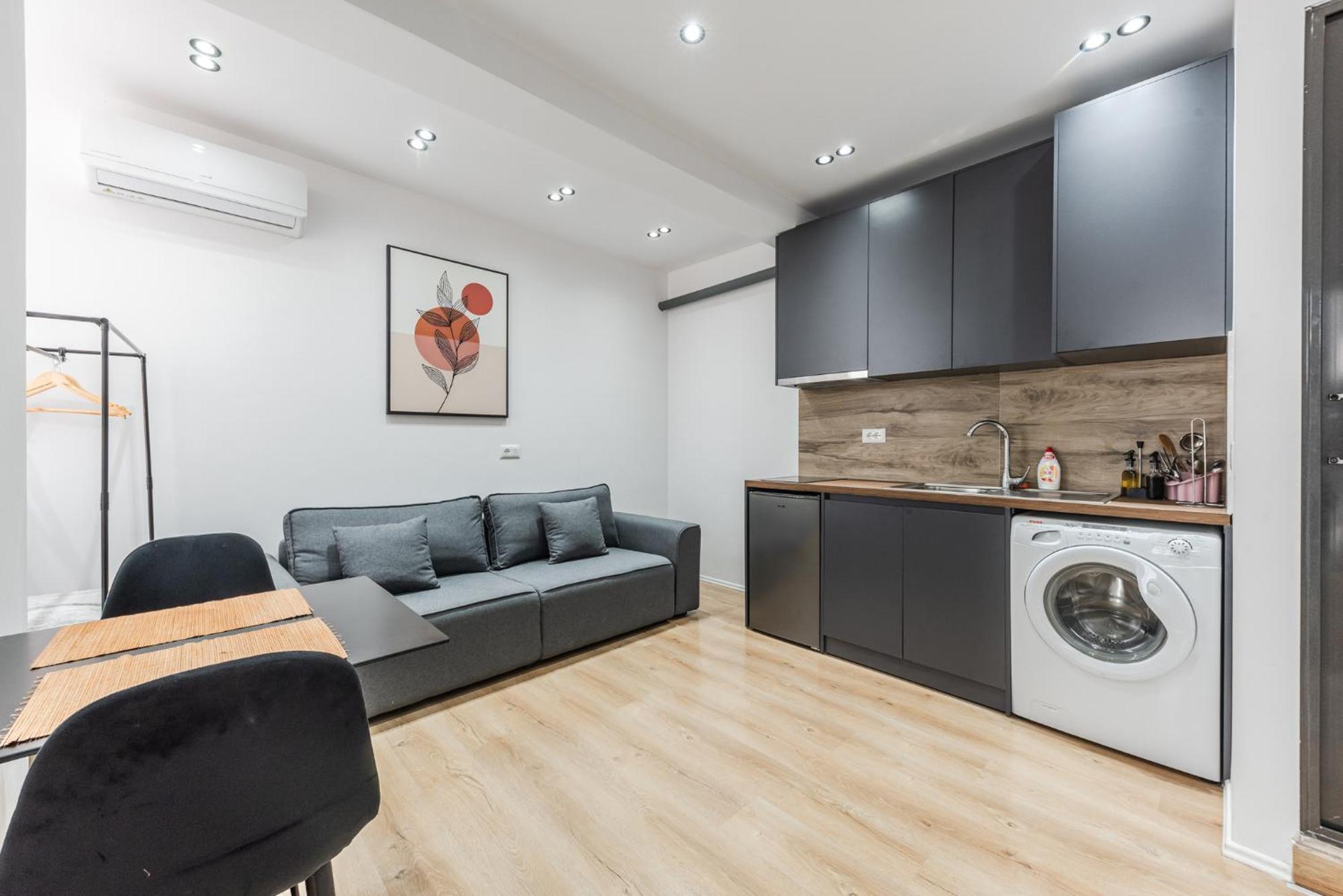 Atelier Apartments By Kondo Stays Tirana Bagian luar foto